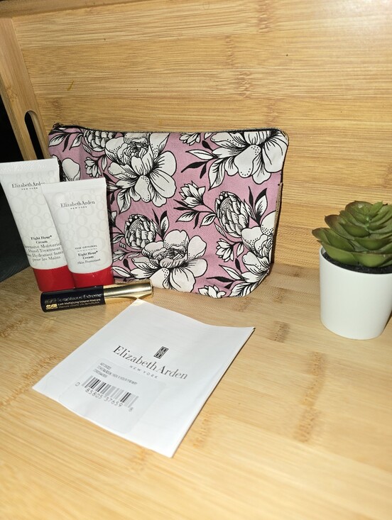 Elizabeth Arden Other - Elizabeth ARDEN Set